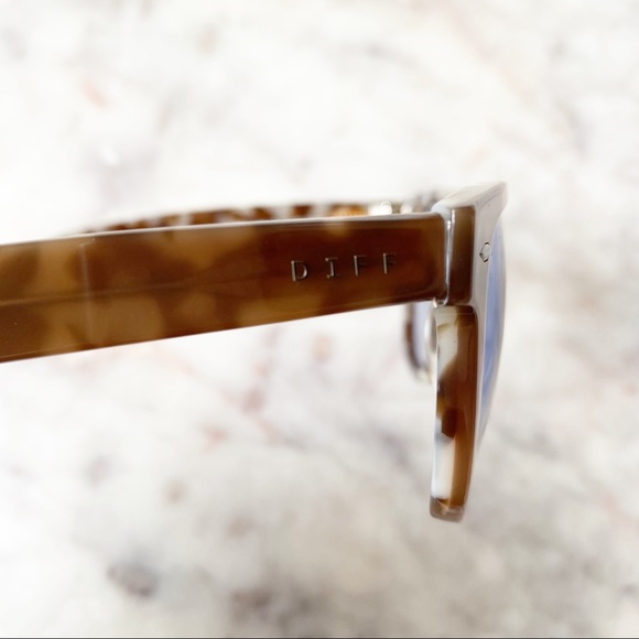 DIFF EYEWEAR Kota Sunglasses Mocha Tortoiseshell - Picture 8 of 10
